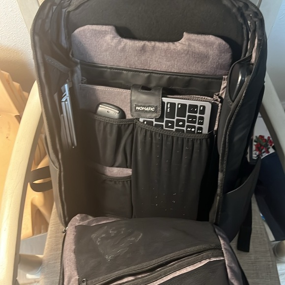 Nomatic Backpack - Picture 3 of 3